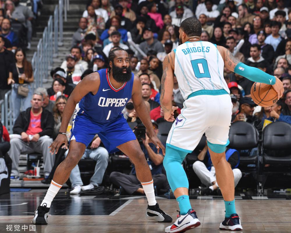 在连续几场 在连续几场